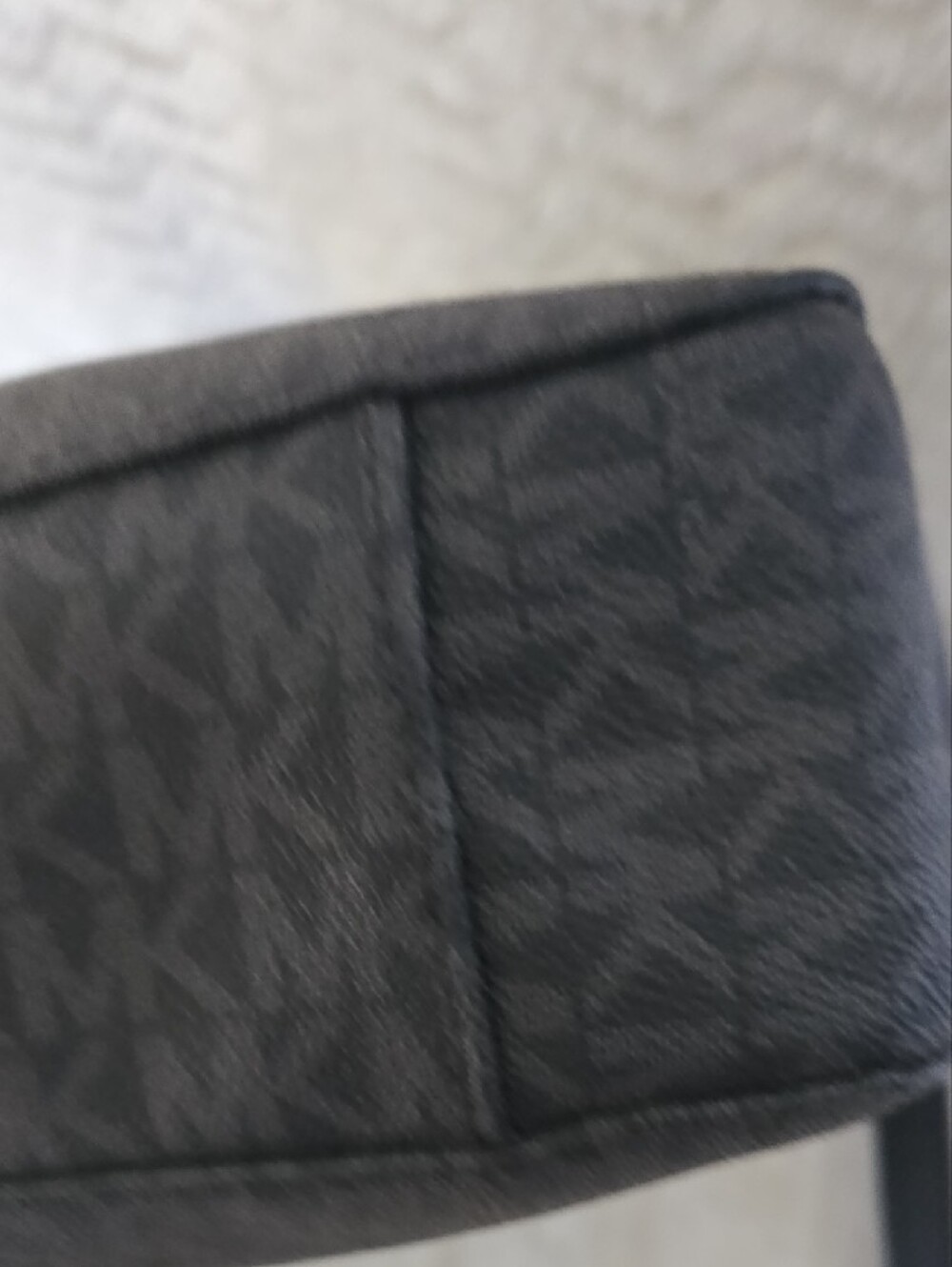 Michael Kors Black MK Signature Crossbody Bag - Picture 4 of 5